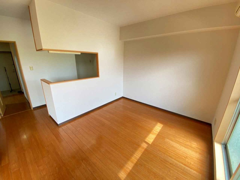 居室・リビング　人気のカウンターキッチン！