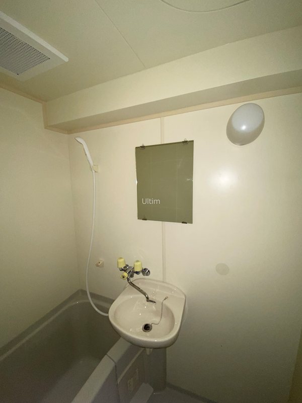 洗面設備　別室の画像です、ご参考までに