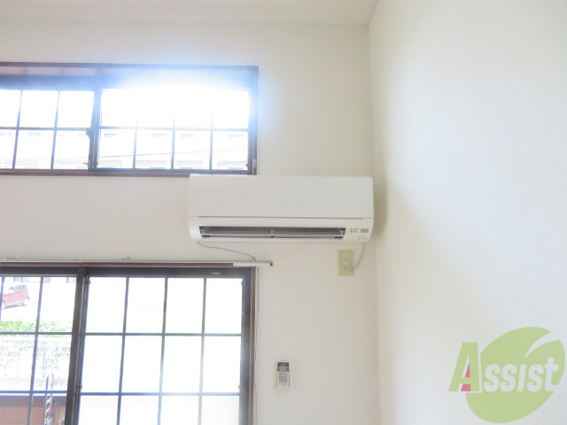 その他設備　エアコンが付いていると夏も冬も助かりますよね。