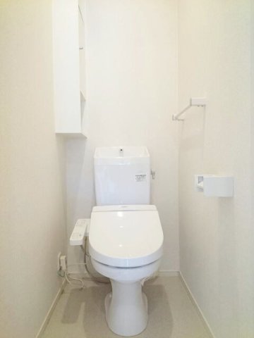 トイレ　落ち着いたトイレです