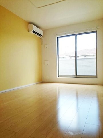 居室・リビング　ゆったりとした居間です