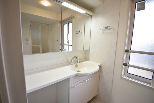 洗面設備　２０２・洗面所