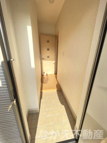 玄関　収納もある玄関です