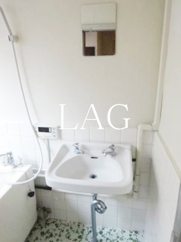 洗面設備　洗面台です。