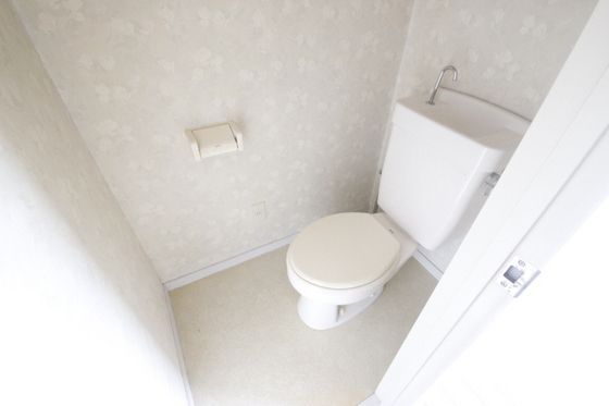 トイレ　※他部屋の写真を使用しております。