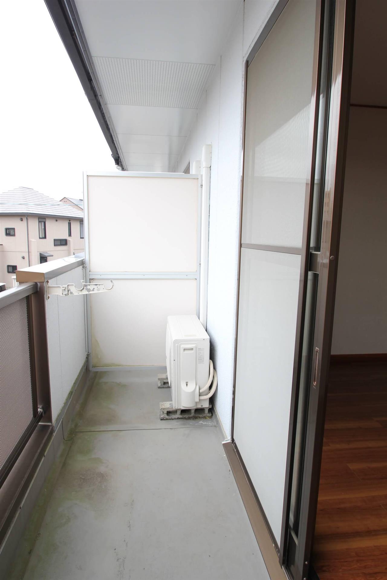 バルコニー　プライバシーも守られたバルコニーで安心