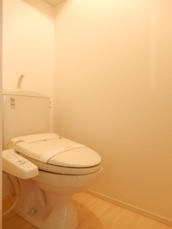 トイレ　図面と現状に相違がある場合には現状を優先