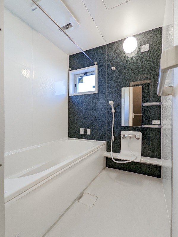 バス・シャワールーム　図面と現状に相違がある場合には現状を優先