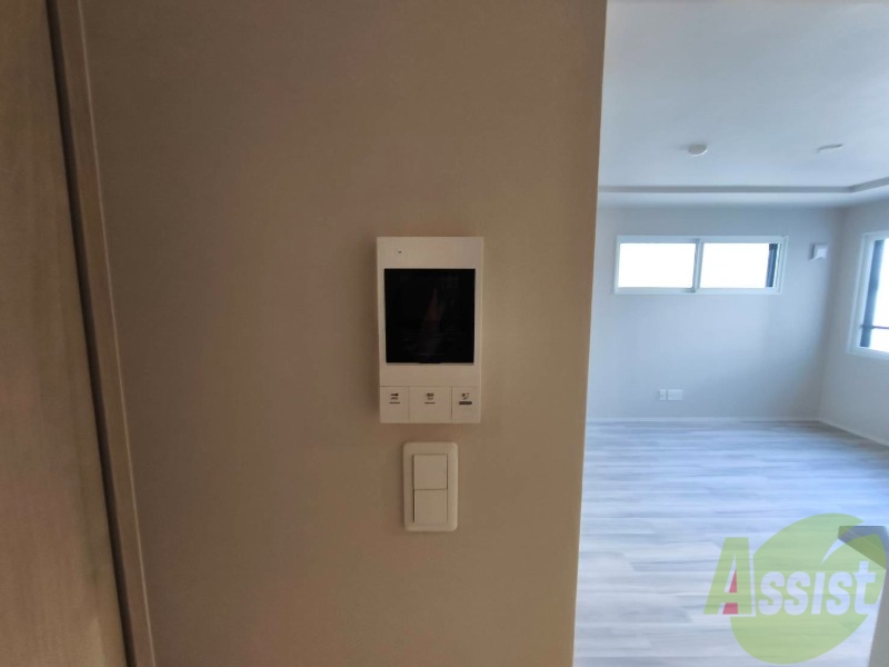 セキュリティ　モニタ付インターホンでセキュリティ面も安心です。