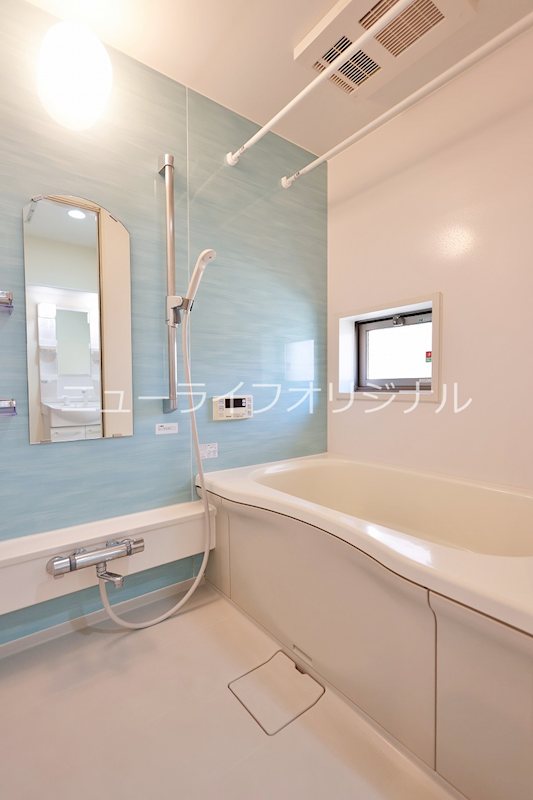 バス・シャワールーム　追い焚き、浴室乾燥機付きバスルーム★