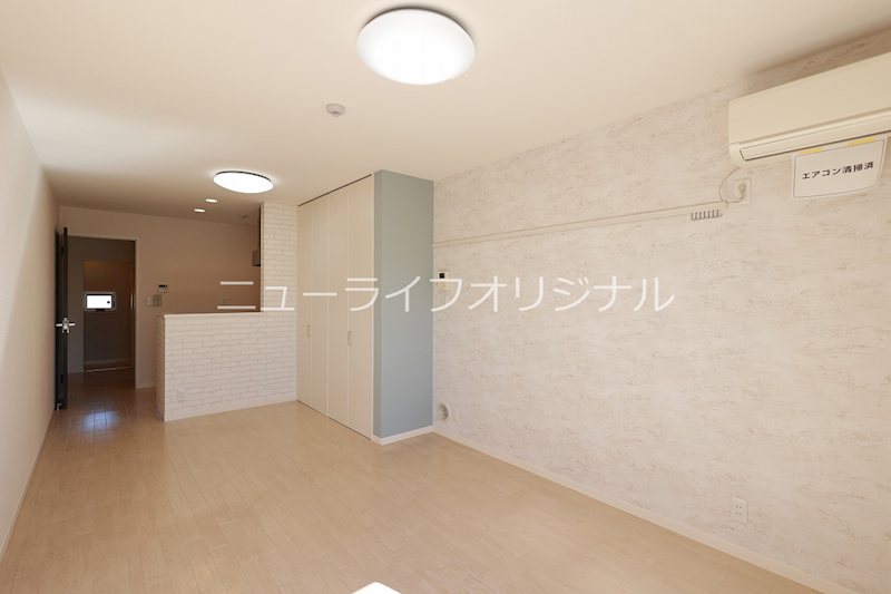 その他部屋・スペース　洋室別アングル　空間に一体感のある対面式キッチンを採用★