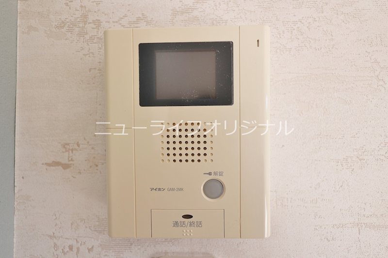 セキュリティ　事前に訪問者を目視してから対応できるモニタ付ドアホン★