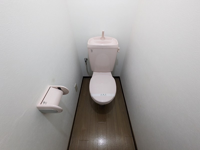 シード1のトイレ写真