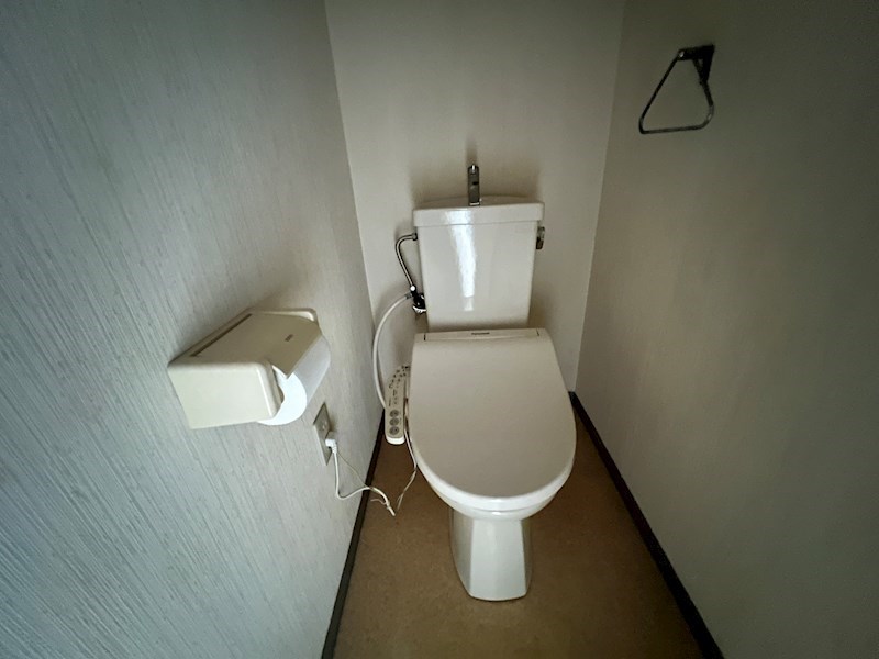 アダチイエムビルのトイレ写真