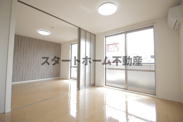 居室・リビング　ゆったりとした居間です