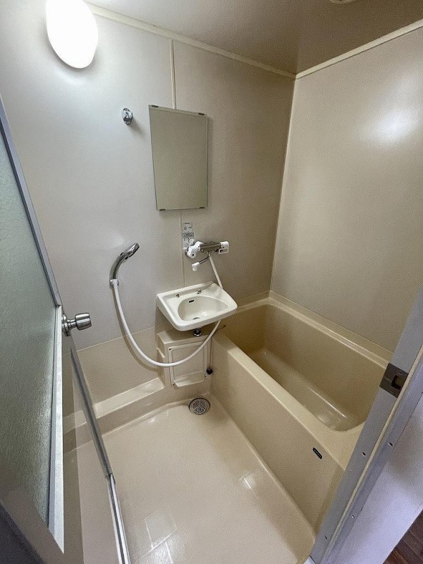 バス・シャワールーム　浴室