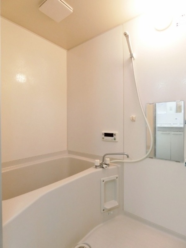 バス・シャワールーム　図面と現状に相違がある場合には現状を優先