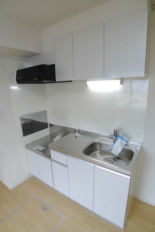 キッチン　同物件102号室の写真