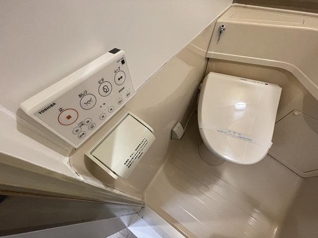 トイレ　トイレ