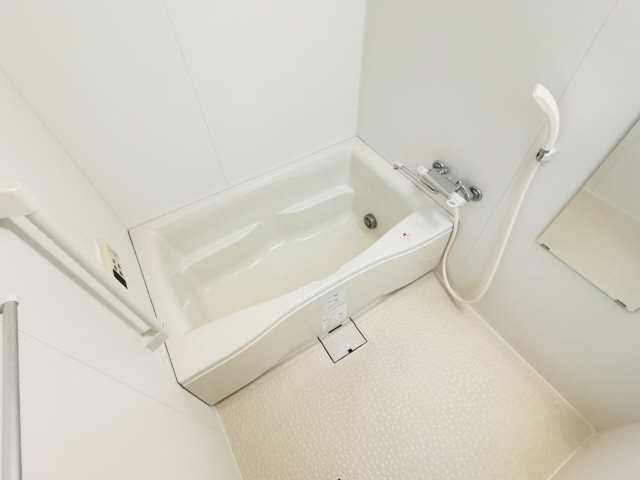 バス・シャワールーム　追い焚きと浴室乾燥付です