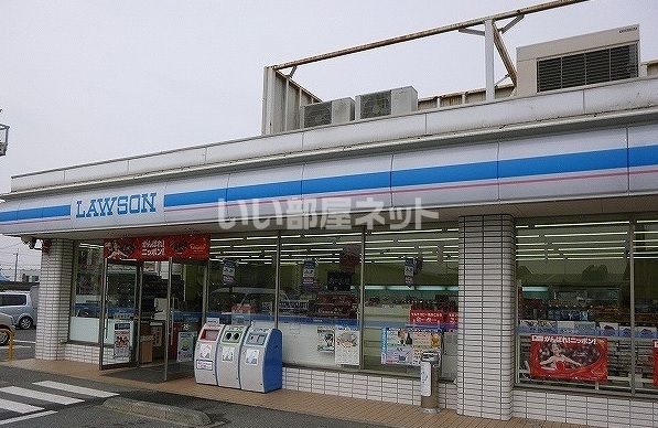 コンビニ　ローソン 奈良西九条町二丁目店（コンビニ）まで385m