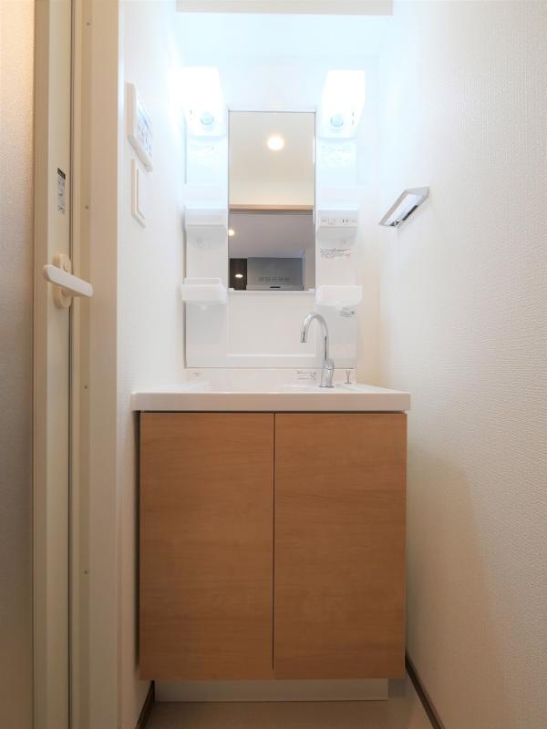 洗面設備　☆嬉しい独立洗面台☆