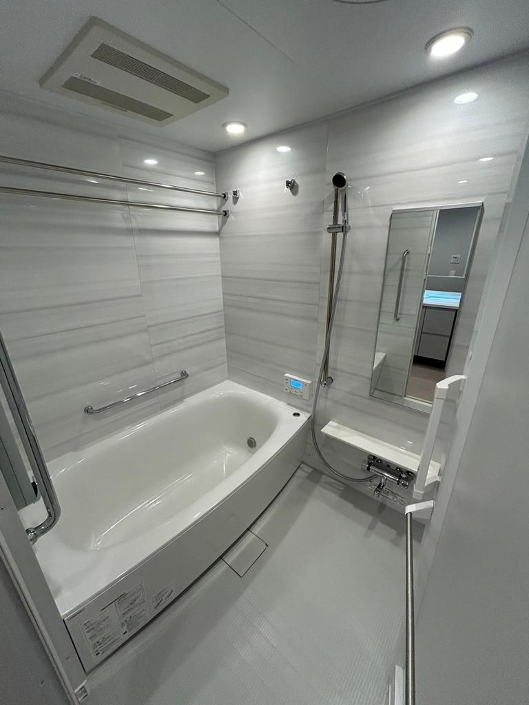 バス・シャワールーム