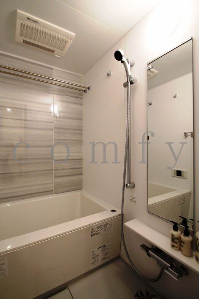 バス・シャワールーム　追い炊き機能浴室乾燥機付きバス