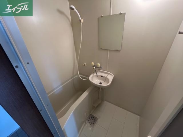 バス・シャワールーム　ユニットバス