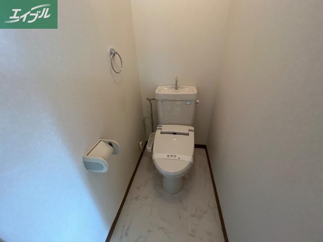 トイレ　シャワー付きトイレ