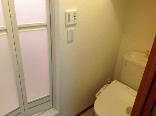 トイレ　浴室入り口、浴室喚起乾燥機操作パネル