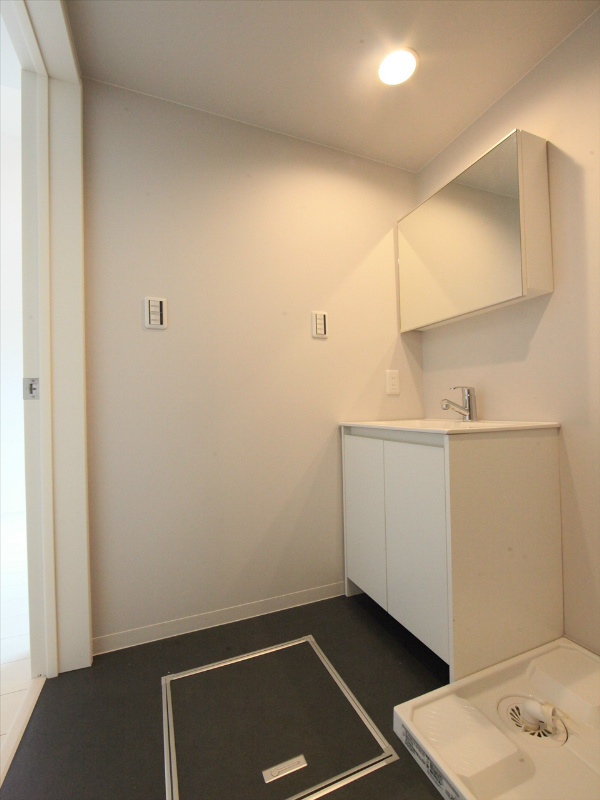 洗面設備　シャンプードレッサー