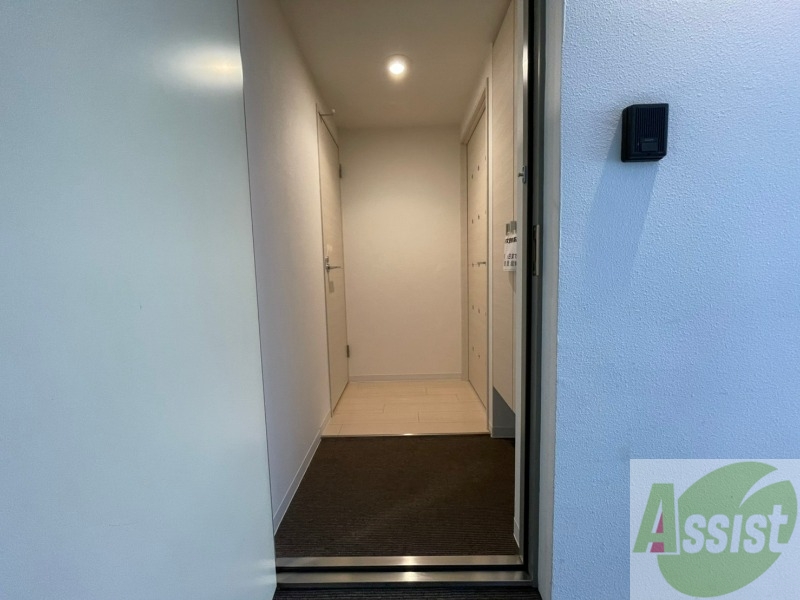 玄関　玄関です。白を基調としていて清潔感があります！