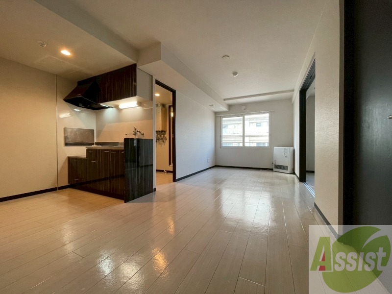 居室・リビング　広くてきれいなリビングです！快適に過ごせそうですね。