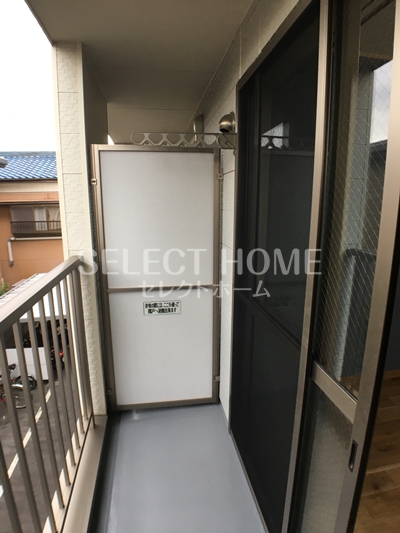 バルコニー　陽当たり良好なバルコニーです