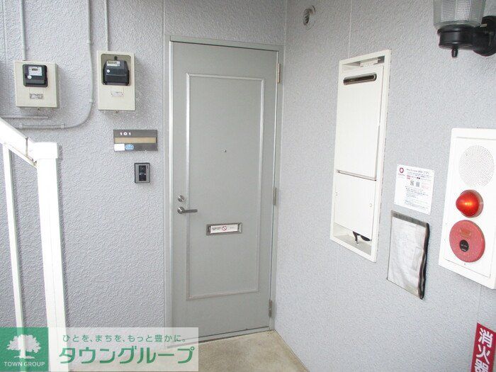 玄関　お問合せはタウンハウジングまで！※現地待合わせ相談可能