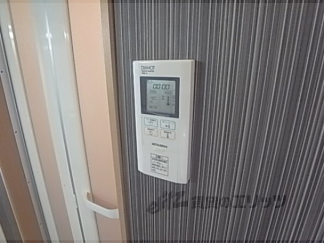 その他設備　給湯器リモコン