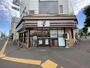 コンビニ　セブンイレブン（コンビニ）まで431m