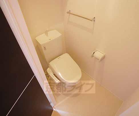 トイレ　清潔感のある洋式トイレ。