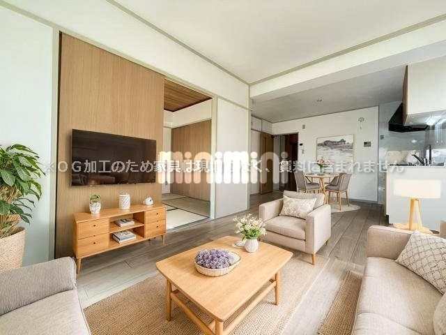 居室・リビング　下駄箱