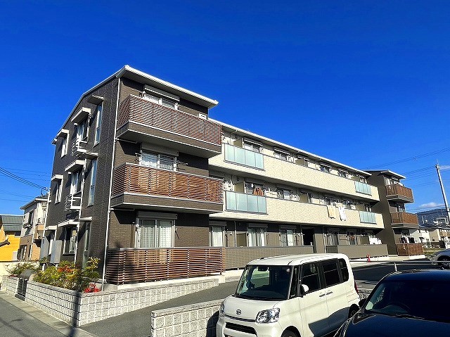 建物外観　きれいな外観です