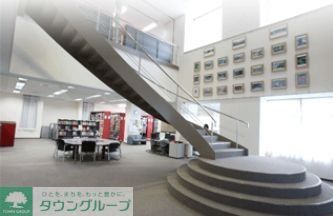 図書館　多摩大学図書館（図書館）まで364m