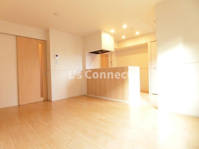 その他部屋・スペース　１２帖のＬＤＫ。