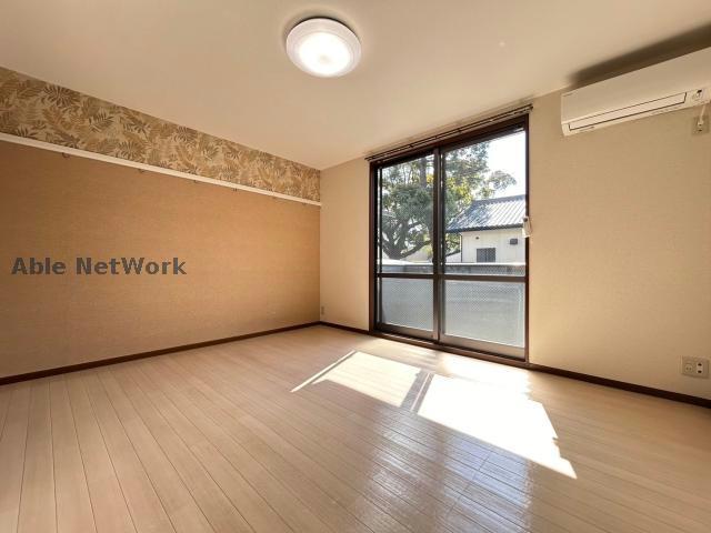 居室・リビング　※同型タイプです。（102）