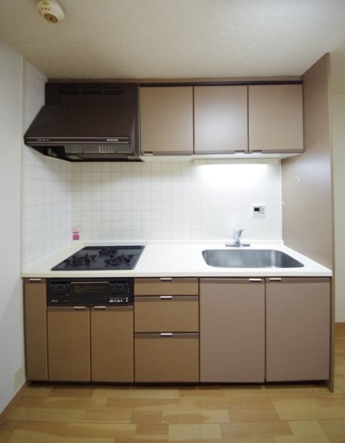 キッチン　システムキッチン(3口ガスコンロ・グリル付)