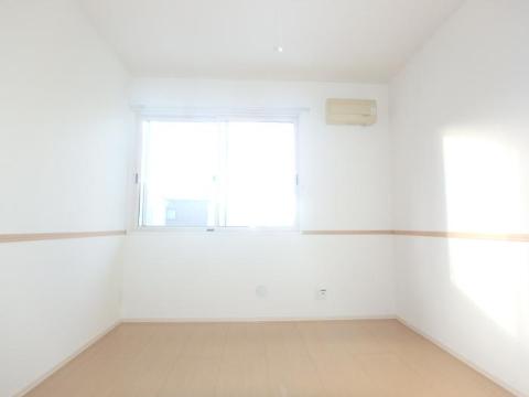 居室・リビング　寝室