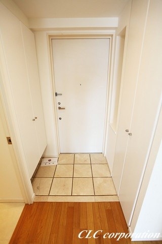 玄関　他号室写真代用中