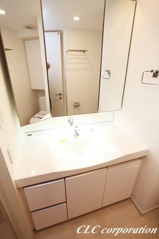 洗面設備　他号室写真代用中