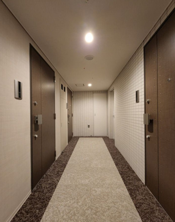 玄関　※別部屋の参考写真です。