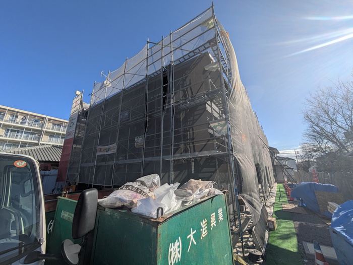 建物外観　建築中